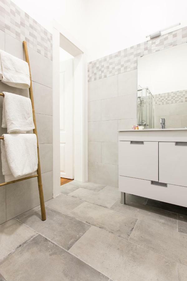 Lisbon Secret & Charming Baixa 4 Bedroom Apartment Eksteriør billede